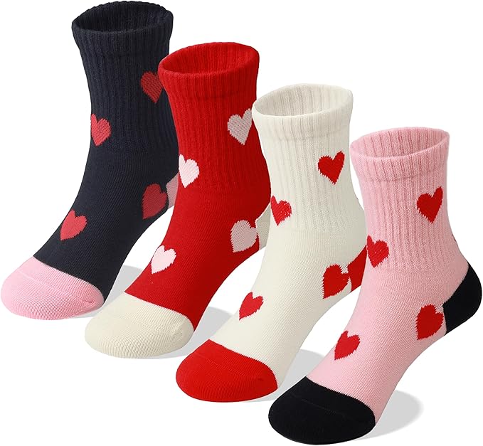 heart shaped crew socks, heart socks, kids socks, valentines day gift guide, amazon finds, preppy store